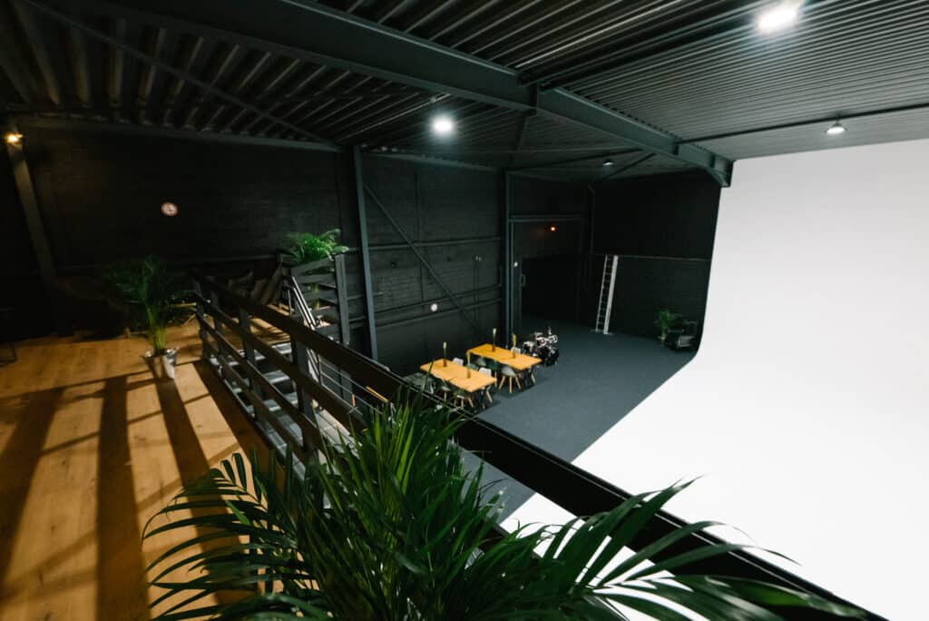 Tische im Mietstudio Köln